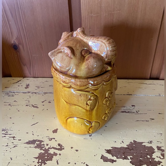 Vintage Elephant Cookie Jar - Picture 2 of 6